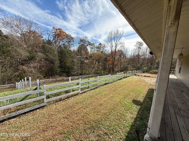 505 Mckinney Rd, Blaine, TN 37709