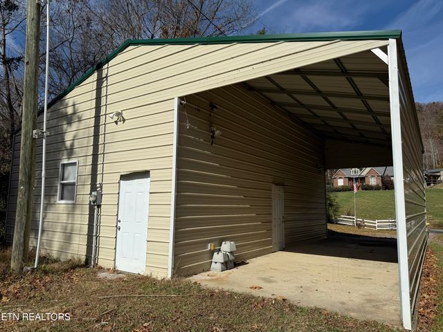 505 Mckinney Rd, Blaine, TN 37709