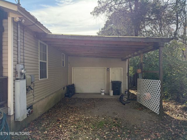 505 Mckinney Rd, Blaine, TN 37709