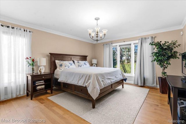 1840 Wexport Lane, Commerce Charter Township, MI 48382