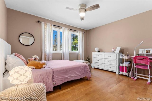1840 Wexport Lane, Commerce Charter Township, MI 48382
