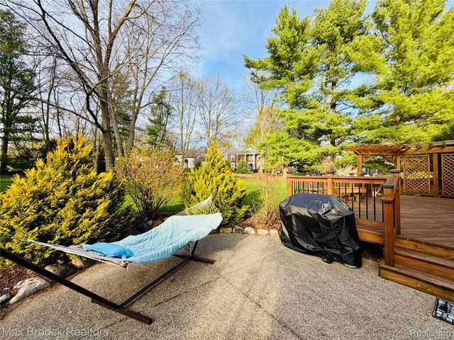 1840 Wexport Lane, Commerce Charter Township, MI 48382
