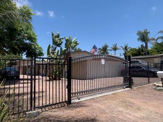 122 124 Eaton Way, Vista, CA 92084