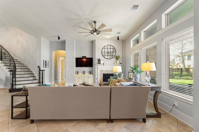 6114 S Tamarino Park Lane, Sugar Land, TX 77479