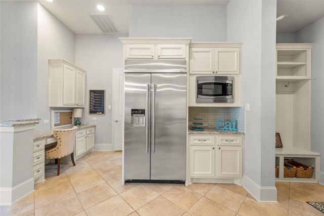 6114 S Tamarino Park Lane, Sugar Land, TX 77479