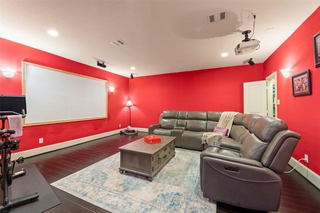 6114 S Tamarino Park Lane, Sugar Land, TX 77479