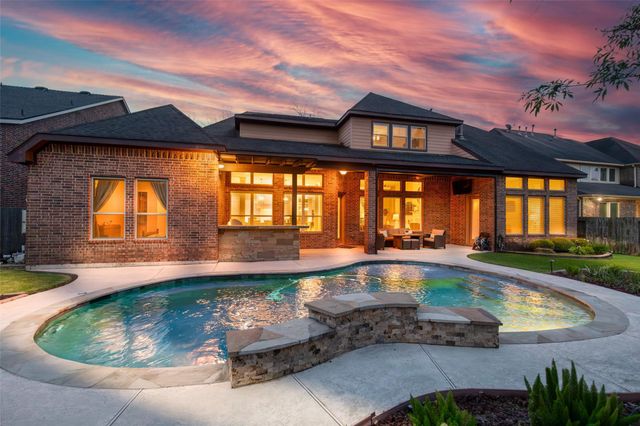 6114 S Tamarino Park Lane, Sugar Land, TX 77479