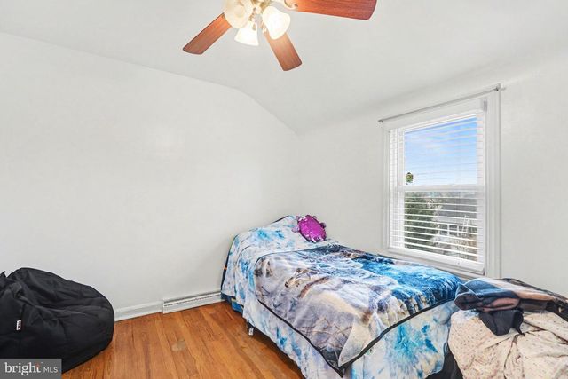 1330 CANTERBURY LN, York, PA 17406