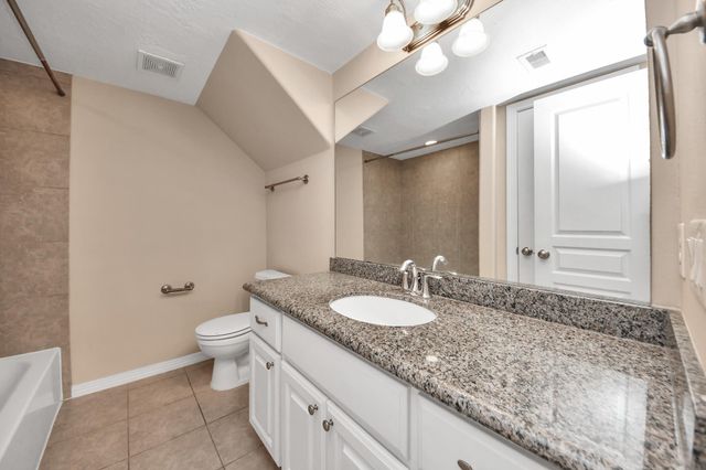 908 W 26th Street A, Houston, TX 77008