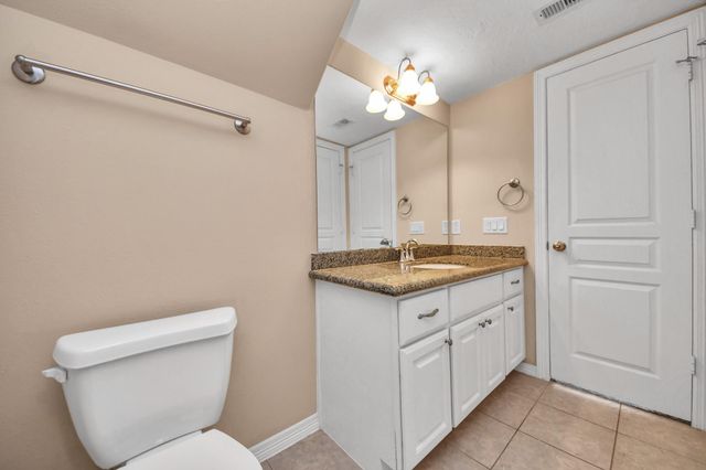 908 W 26th Street A, Houston, TX 77008