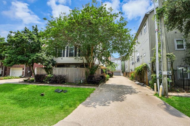 908 W 26th Street A, Houston, TX 77008