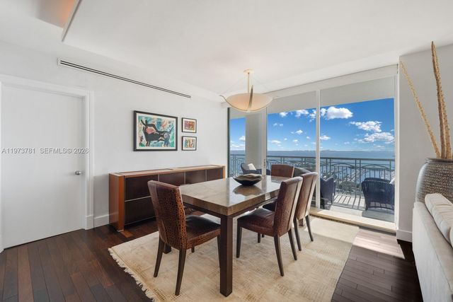 3400 SW 27th Ave 2102, Miami, FL 33133