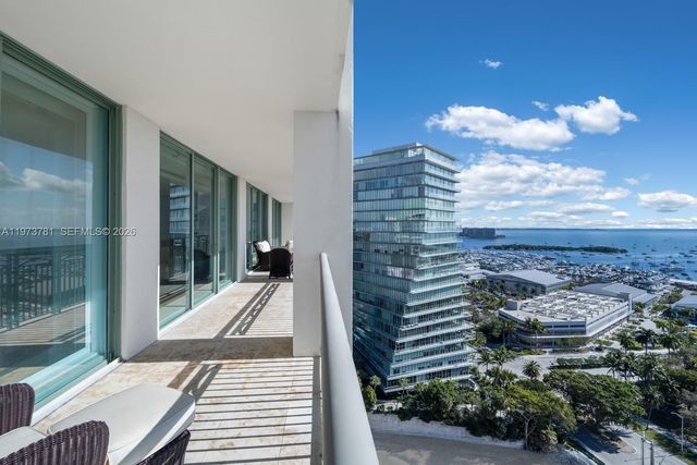 3400 SW 27th Ave 2102, Miami, FL 33133