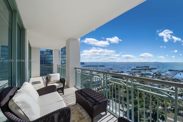 3400 SW 27th Ave 2102, Miami, FL 33133