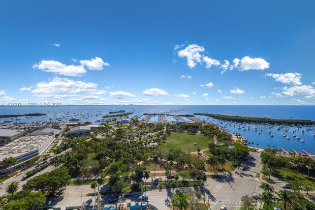 3400 SW 27th Ave 2102, Miami, FL 33133