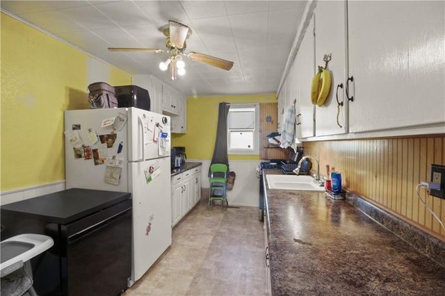 603 E Myrtle Street, Independence, MO 64055