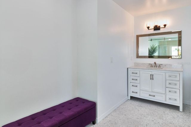 451 PALM ISLAND NE, Clearwater Beach, FL 33767