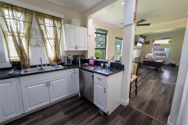 2024 OLD LAKE MARY ROAD, Sanford, FL 32771