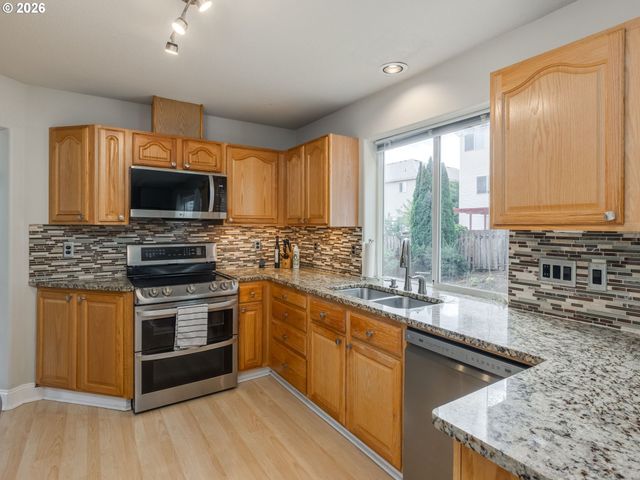 16348 Sw CORNELIAN Way, Beaverton, OR 97007