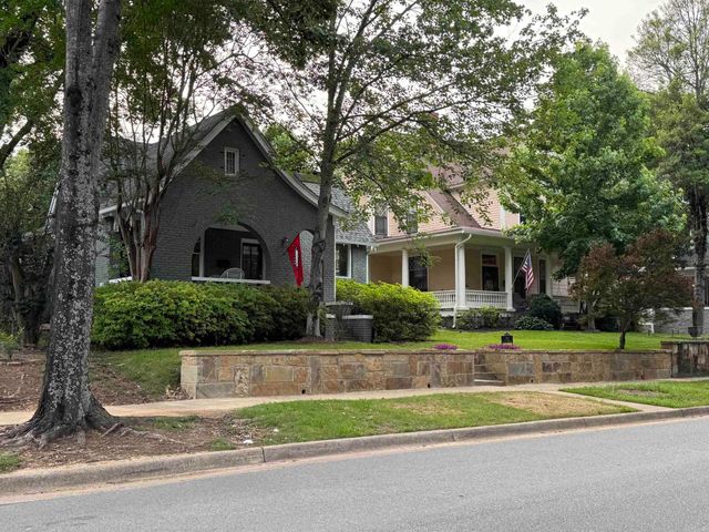512 N Cedar Street, Little Rock, AR 72205