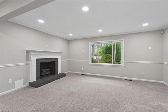 5 El Dorado CT, Hampton, VA 23669