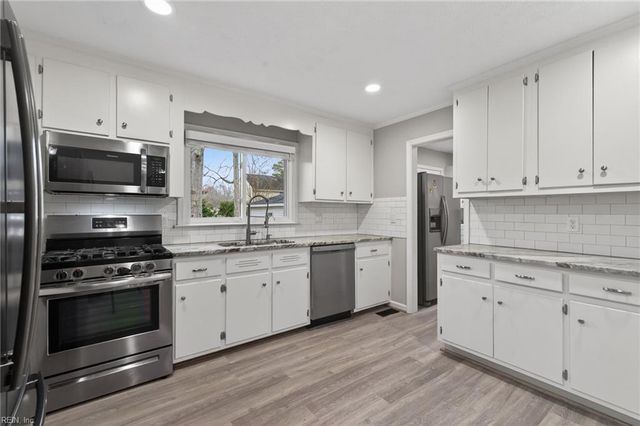 5 El Dorado CT, Hampton, VA 23669