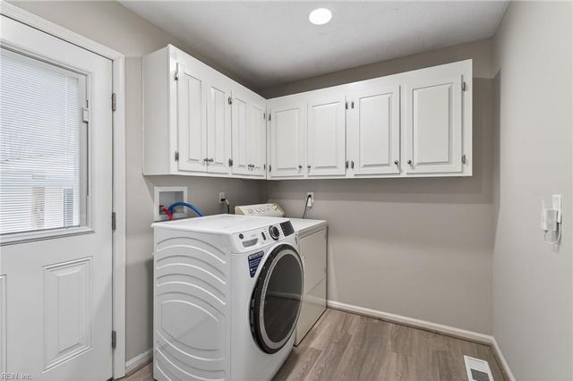 5 El Dorado CT, Hampton, VA 23669