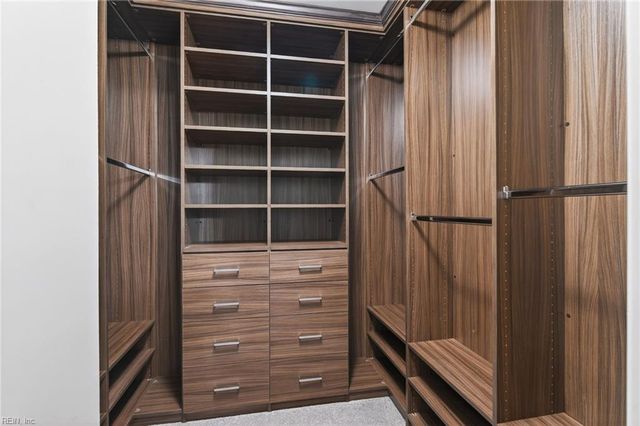 5 El Dorado CT, Hampton, VA 23669