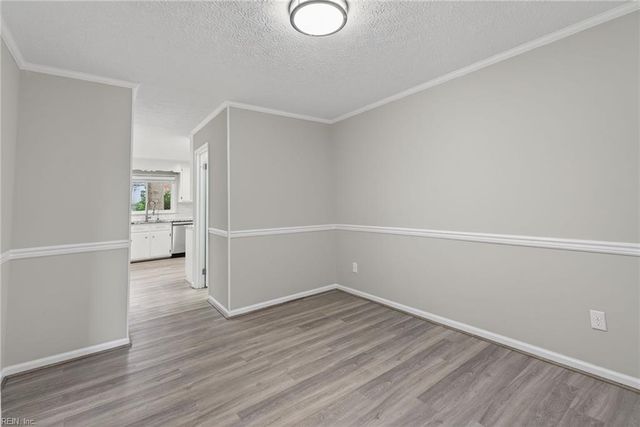 5 El Dorado CT, Hampton, VA 23669