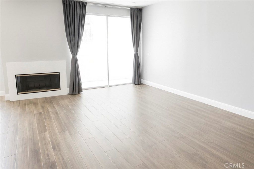 5350 White Oak Avenue 105, Encino, CA 91316 — photo 3