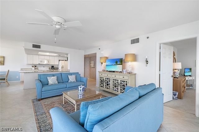 5550 Heron Point DR 1404, Naples, FL 34108