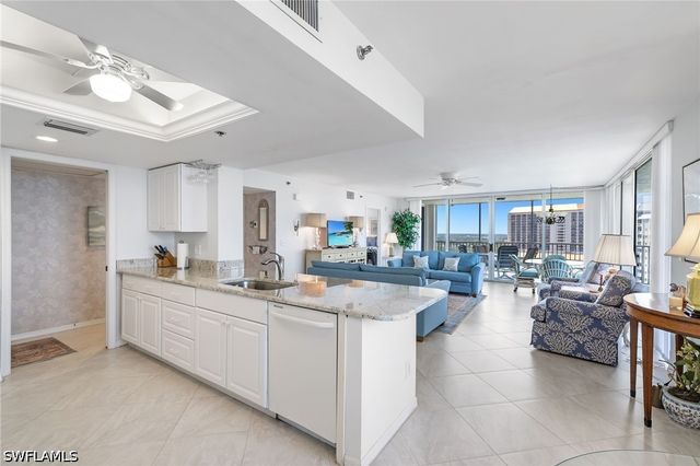 5550 Heron Point DR 1404, Naples, FL 34108