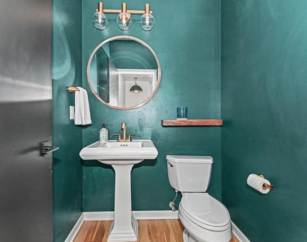 2175 N Riverboat ROAD, Milwaukee, WI 53212