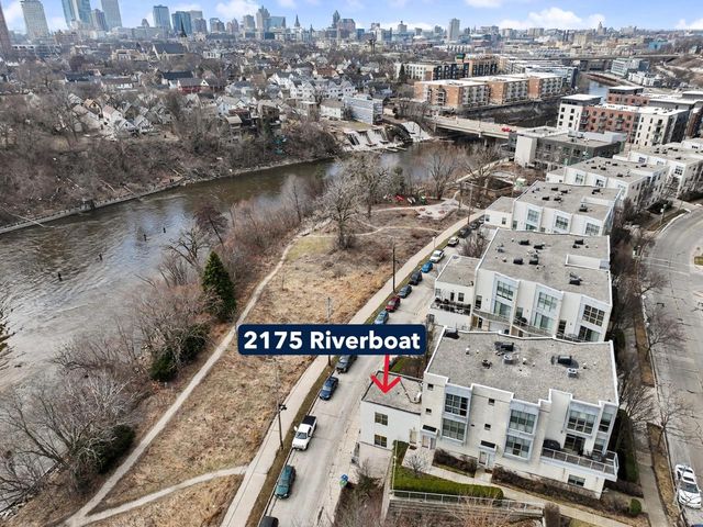 2175 N Riverboat ROAD, Milwaukee, WI 53212
