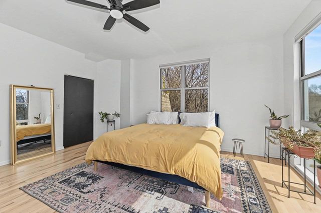 2175 N Riverboat ROAD, Milwaukee, WI 53212