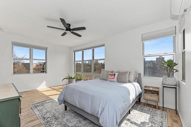 2175 N Riverboat ROAD, Milwaukee, WI 53212