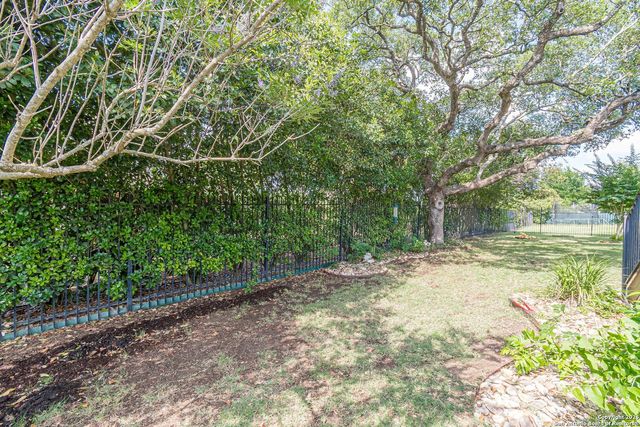 918 San Pedro, New Braunfels, TX 78132