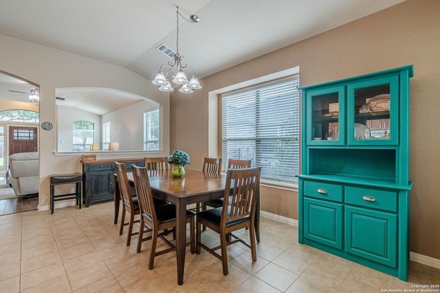 918 San Pedro, New Braunfels, TX 78132