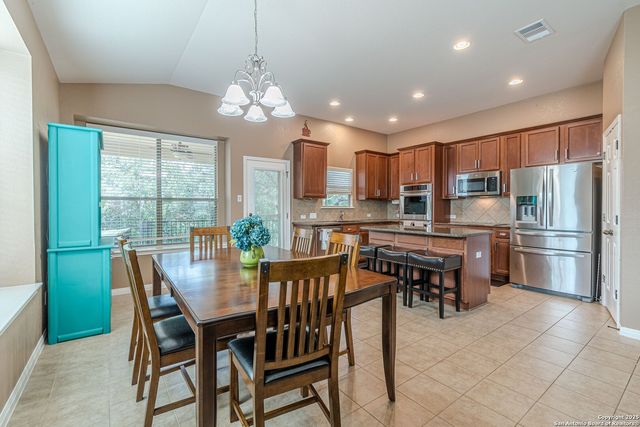 918 San Pedro, New Braunfels, TX 78132
