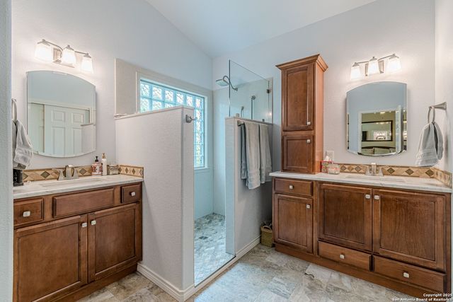918 San Pedro, New Braunfels, TX 78132