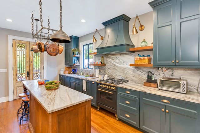 209 Hillcrest Avenue Avenue, Chattanooga, TN 37411