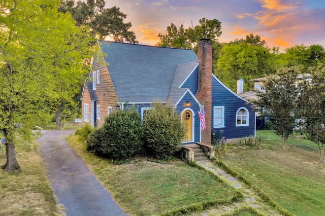 209 Hillcrest Avenue Avenue, Chattanooga, TN 37411