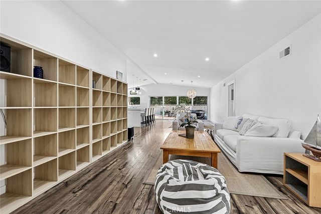 1530 Marine Avenue, Manhattan Beach, CA 90266