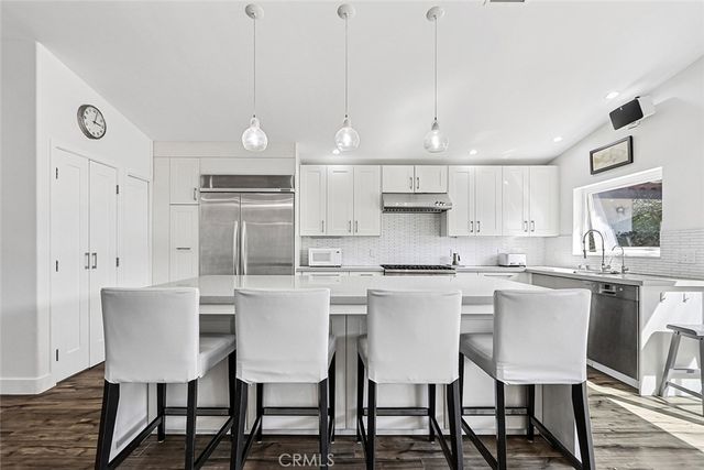 1530 Marine Avenue, Manhattan Beach, CA 90266