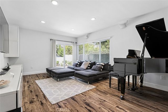 1530 Marine Avenue, Manhattan Beach, CA 90266
