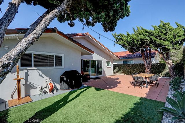 1530 Marine Avenue, Manhattan Beach, CA 90266