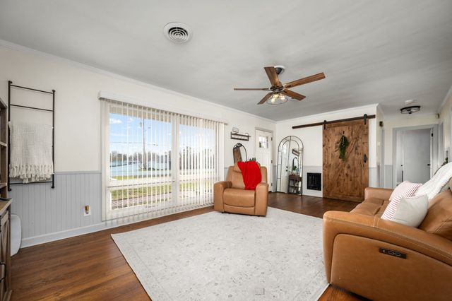 1403 Diana St, Murfreesboro, TN 37130