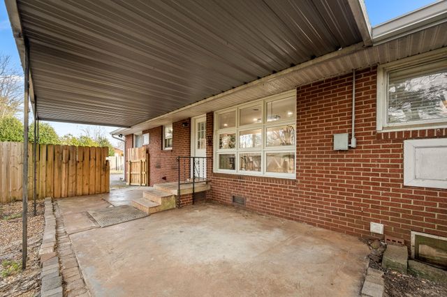 1403 Diana St, Murfreesboro, TN 37130