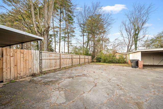 1403 Diana St, Murfreesboro, TN 37130