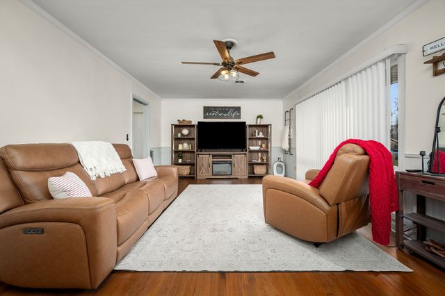 1403 Diana St, Murfreesboro, TN 37130